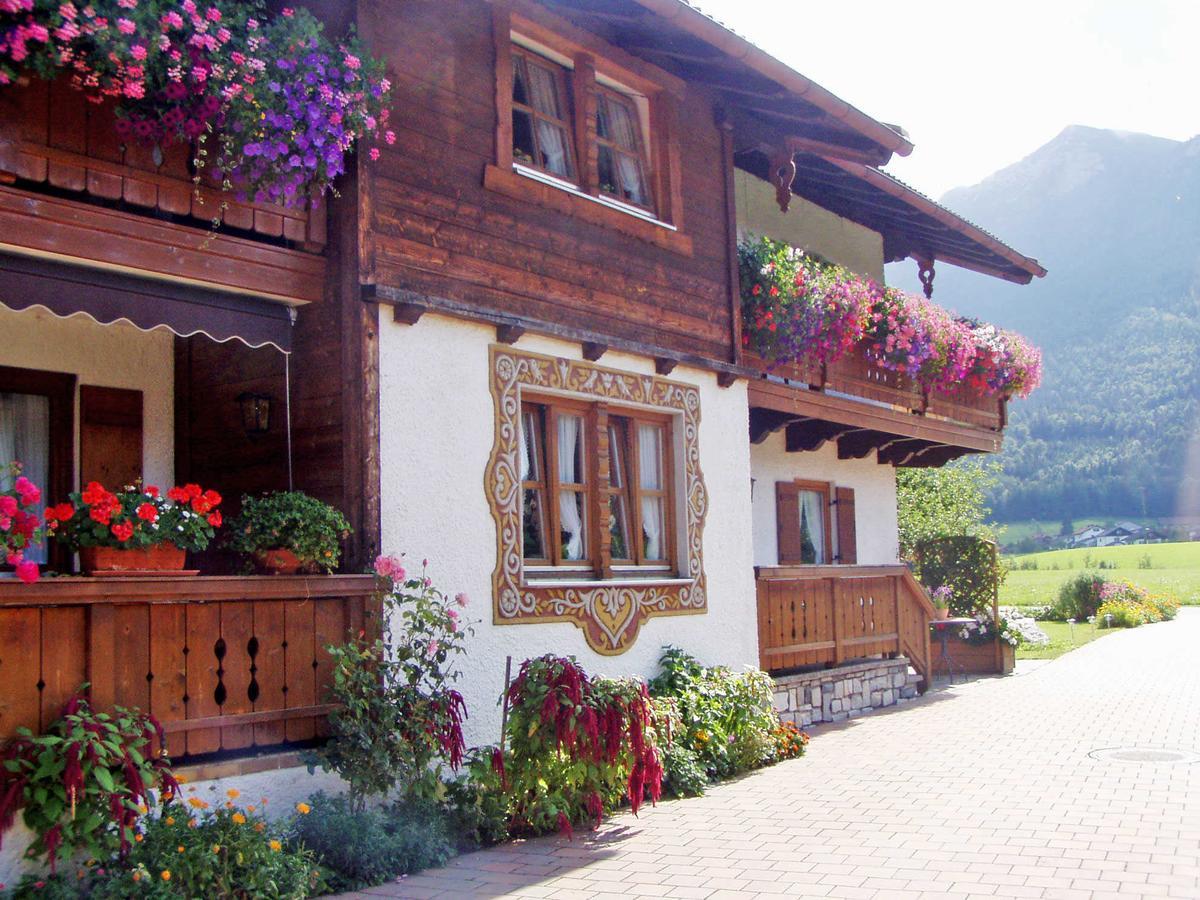 Ferienwohnungen Mit Bergblick Inzell Esterno foto